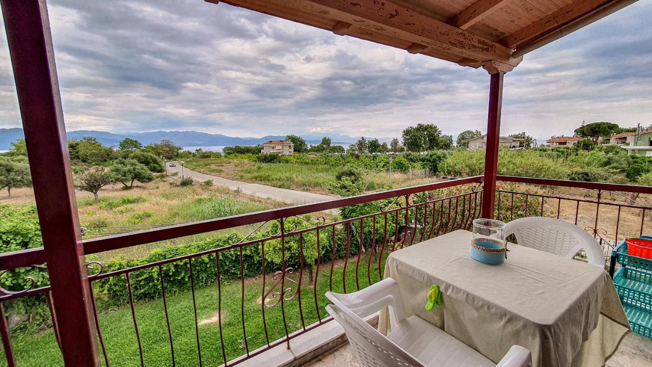 Ritsinia Apartments Эйон Экстерьер фото
