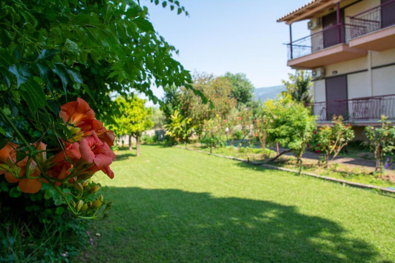 Ritsinia Apartments Эйон Экстерьер фото